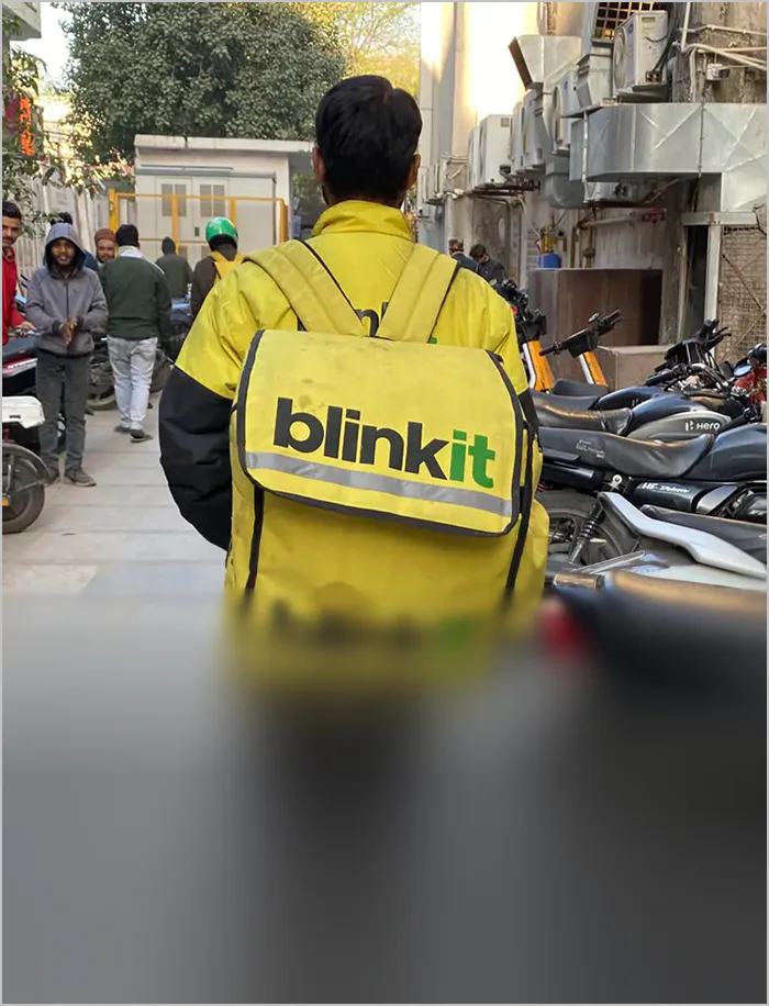 Blinkit logo